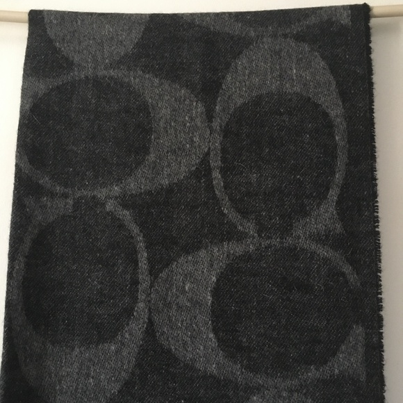 COACH 100% Cashmere C Logo Print Dark Grey + Light Grey Fringed Scarf Mu… - Picture 3 of 4